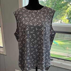 Anne Klein Gray and White Floral Sleeveless Blouse sz XL
